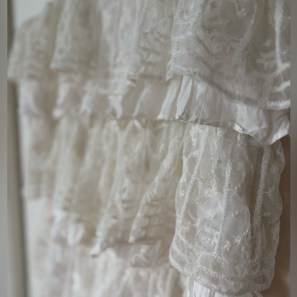 🎉4/30$🎉 Zara White Lace Ruffle Dress – Size XS ✨ - Picture 2 of 5